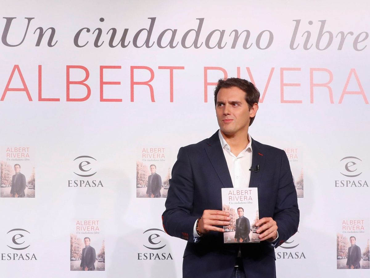Foto: El expresidente de Cs Albert Rivera, durante la presentación de su libro, hoy, en Madrid. (EFE)