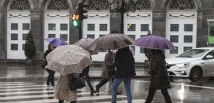 Post de Hasta 120 litros de agua por metro cuadrado y fuertes vientos: las zonas de España que estarán en alerta amarilla, según la Aemet