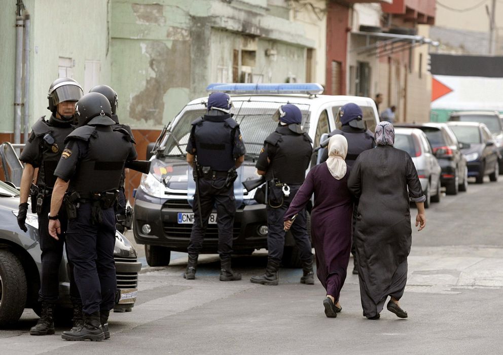 Foto: La Policía Nacional ha detenido hoy a nueve integrantes de una célula terrorista (Efe)