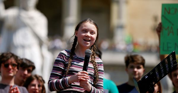 Foto: Greta Thunberg durante unas manifestaciones con el cambio climático. (Reuters)