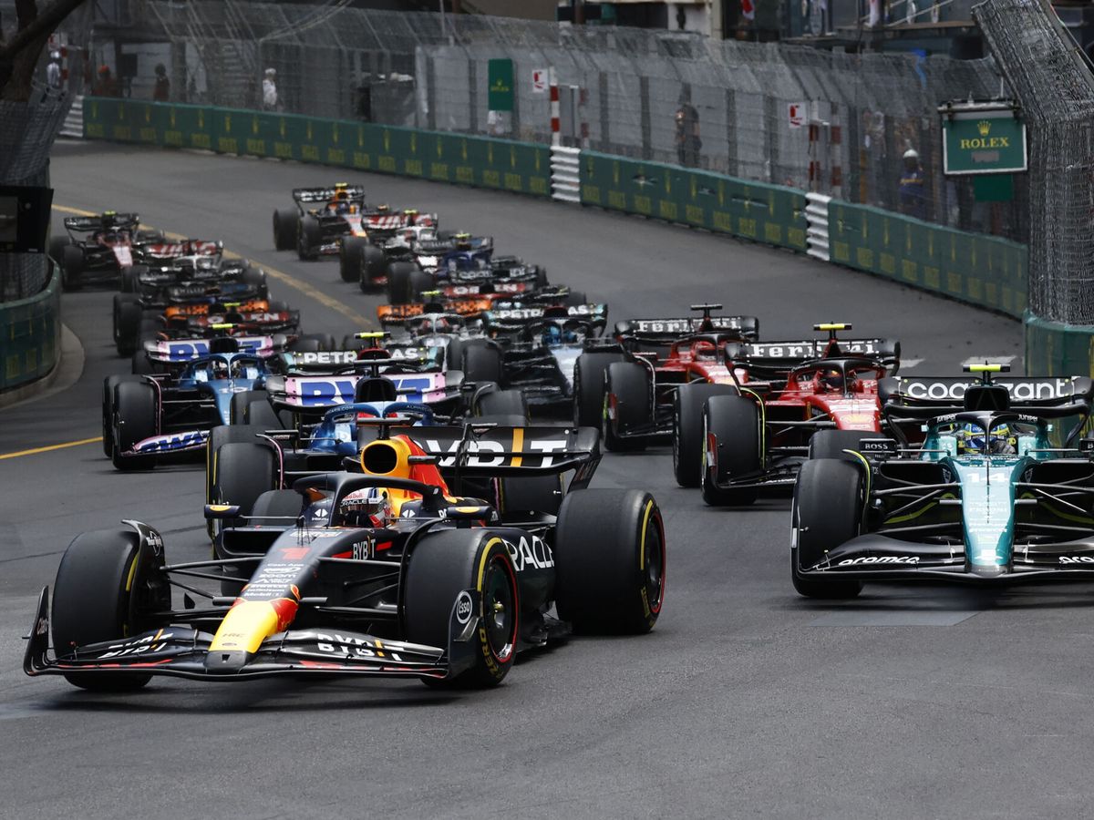 Foto: Los monoplazas de la Fórmula 1, durante al GP de Mónaco. (REUTERS/Piroschka Van De Wouw).