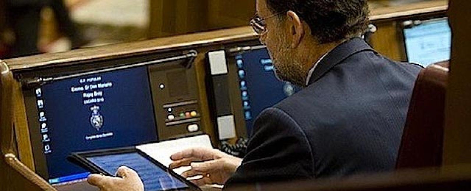 Foto: Tecnología de las filtraciones: de ‘la Motorola’ de Benegas a los SMS de Rajoy