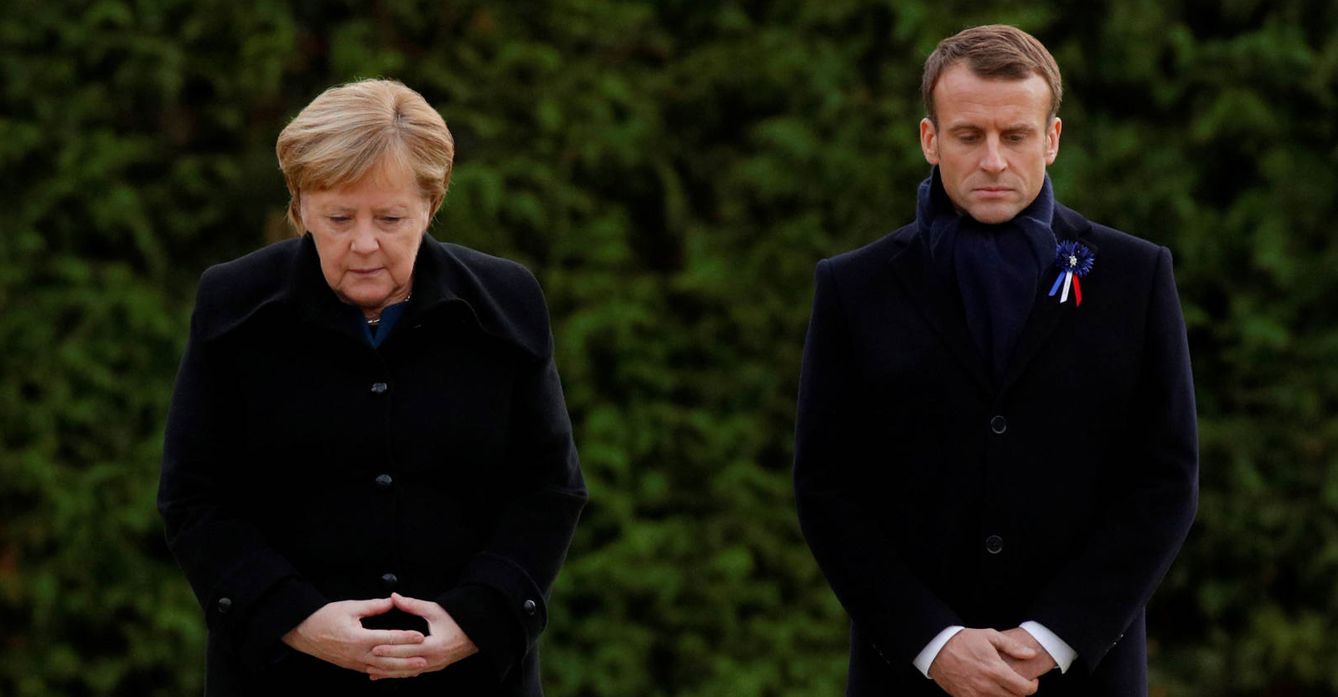 Emmanuel Macron y Angela Merkel en el aniversario del fin de la guerra. (Reuters)