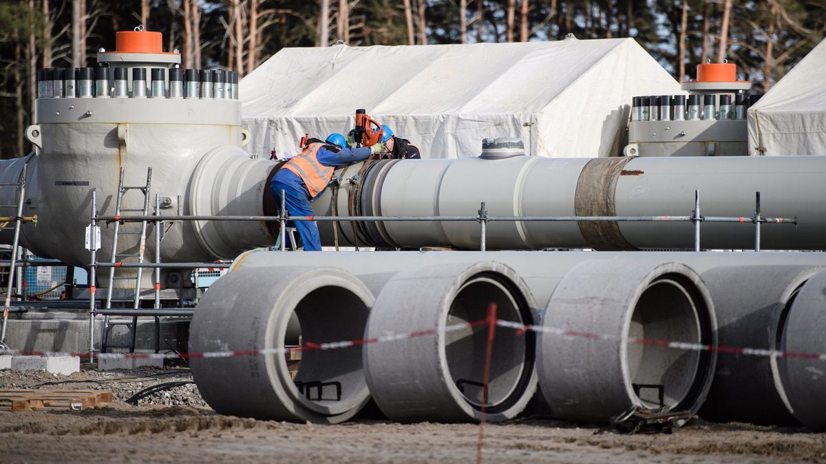 Gazprom cortará mañana el suministro de gas a Holanda tras negarse a pagar en rublos