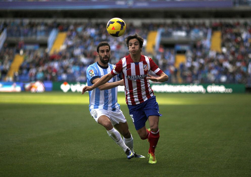 Foto: Óliver (d), en su último partido como titular el pasado día 4 en Málaga.