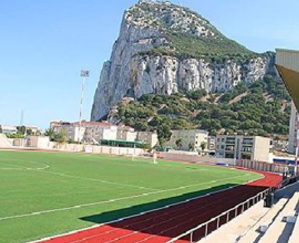 Foto: La UEFA admite a la Federación de Fútbol de Gibraltar como miembro provisional