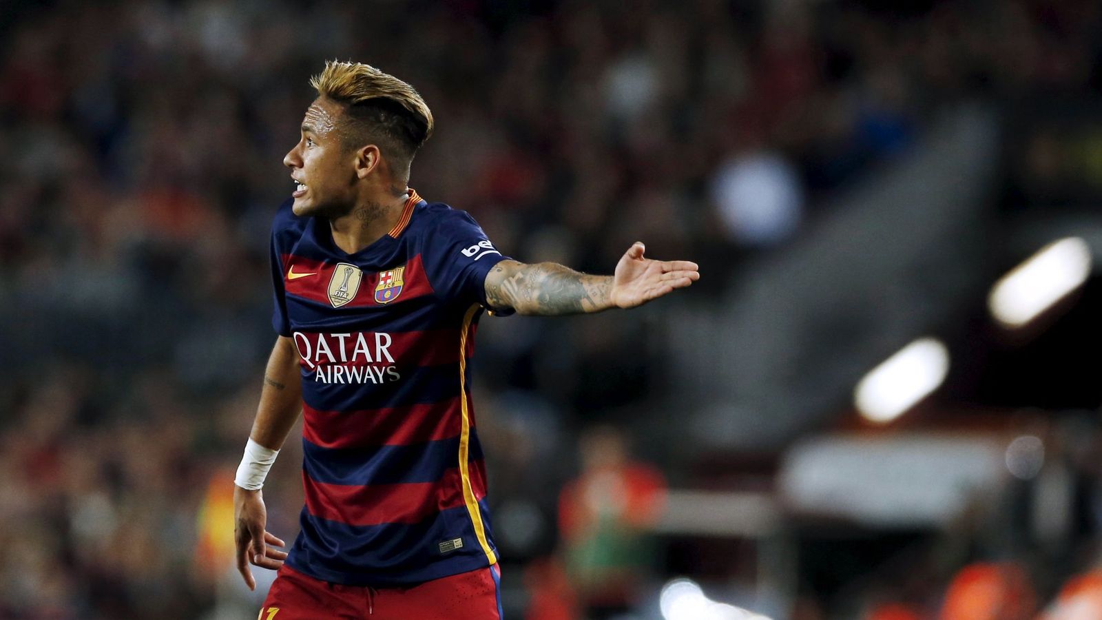 Foto: El destino de Neymar sigue cubierto de nubes, con un Real Madrid al acecho. (Reuters)