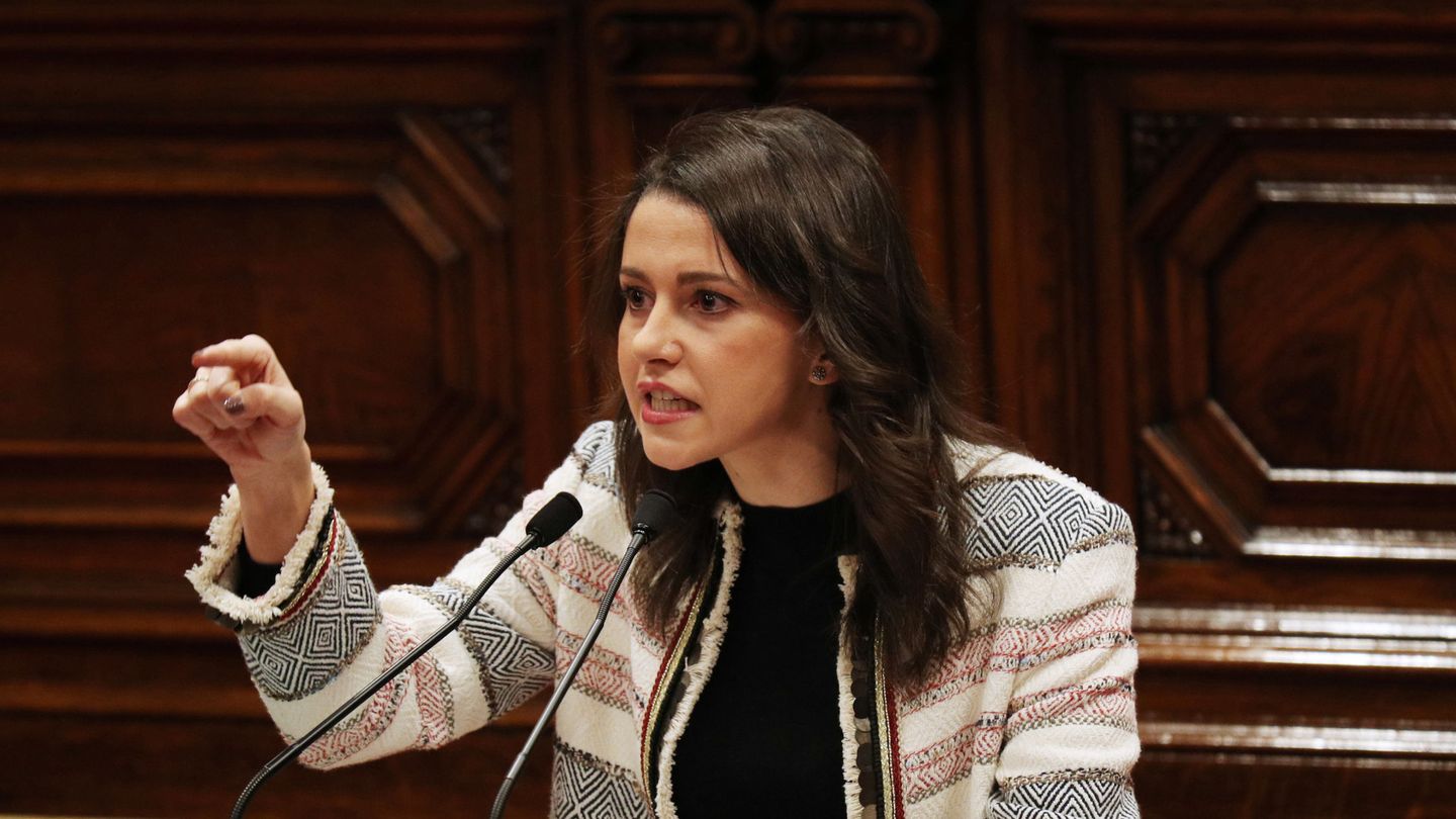 Arrimadas en el Parlament catalán. (Reuters)