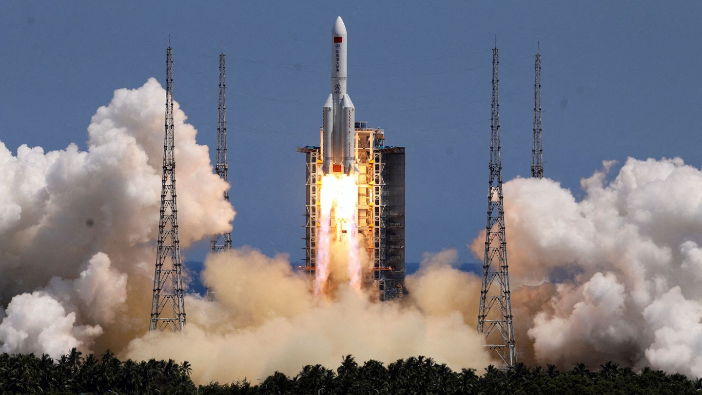 El cohete lanzado por china. (Reuters)