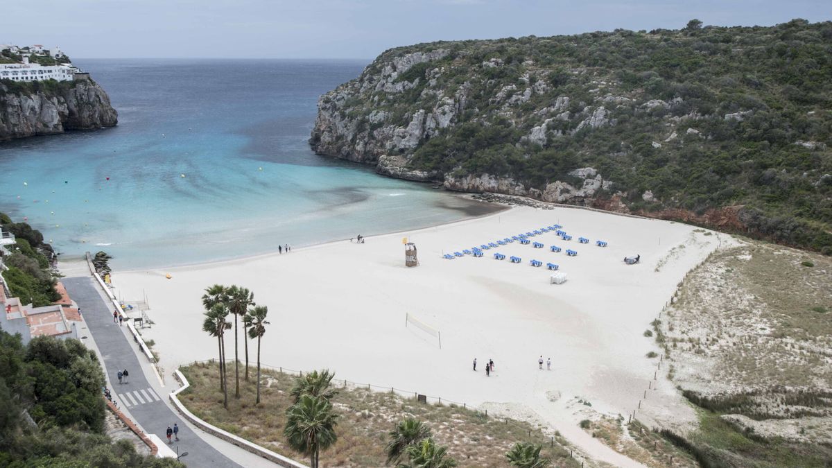 Al menos un muerto y cinco heridos al estrellarse una lancha contra unas rocas en Formentera