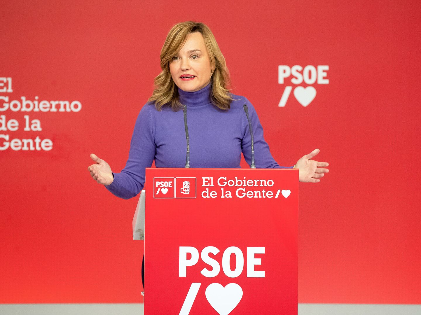 Pilar Alegría durante una rueda de prensa en la sede del PSOE. (EFE/J.P.Gandul)