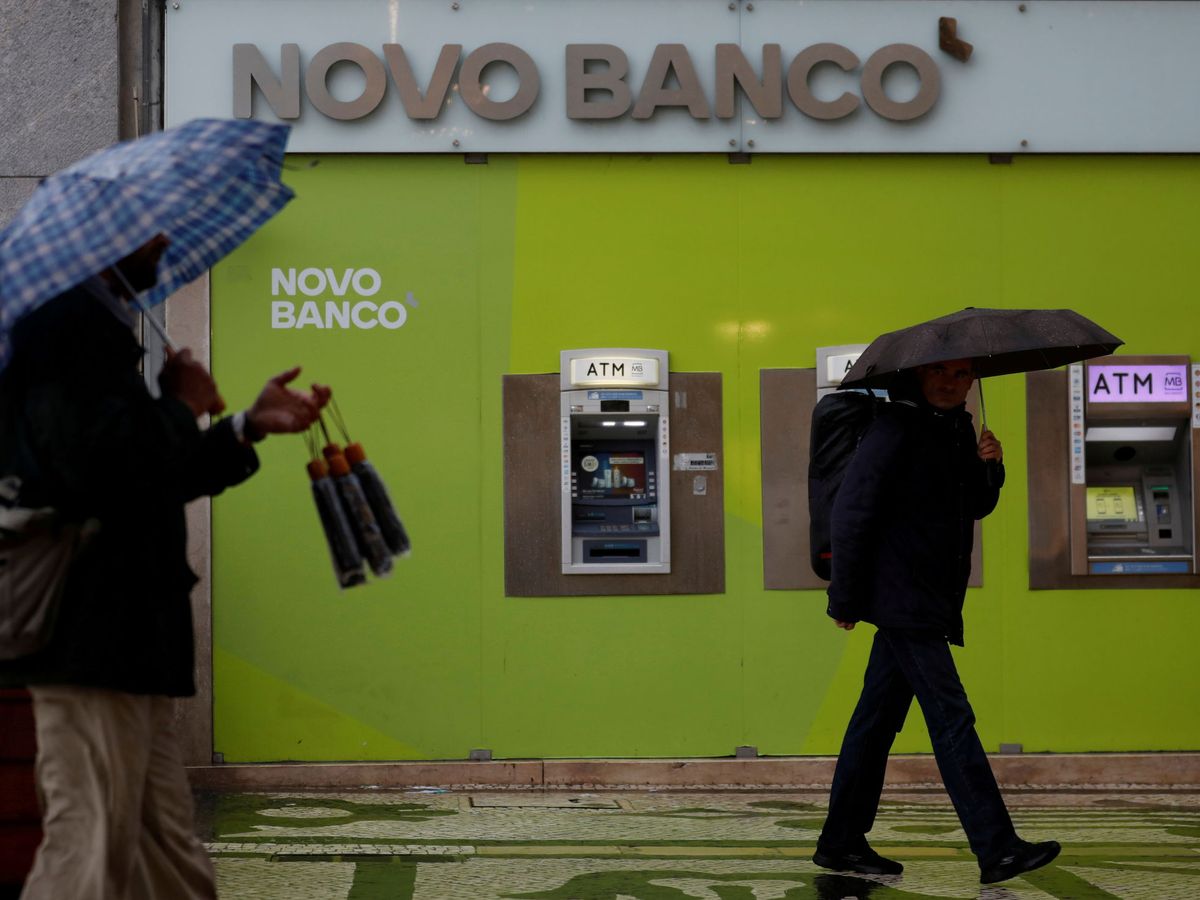 Foto: Una sucursal de Novo Banco. (Reuters)