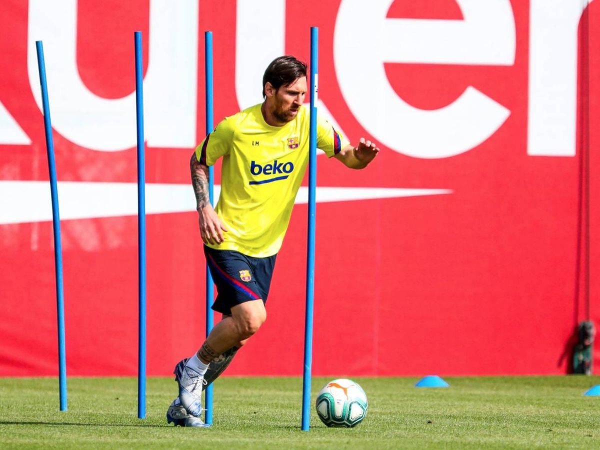 Foto: Leo Messi en el primer entrenamiento individual tras pasar los test