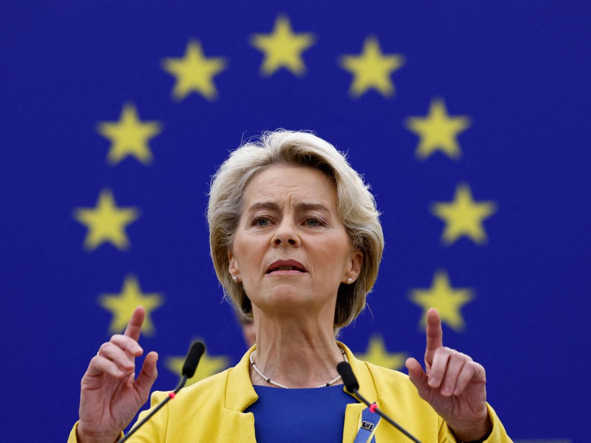 Foto: Ursula von der Leyen, en una fotografía en el Parlamento Europeo. (Reuters)