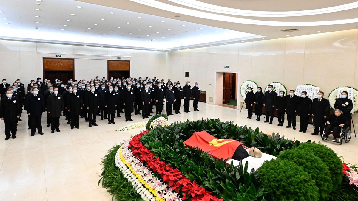 El Partido Comunista chino da su último adiós al expresidente Jiang Zemin en un acto