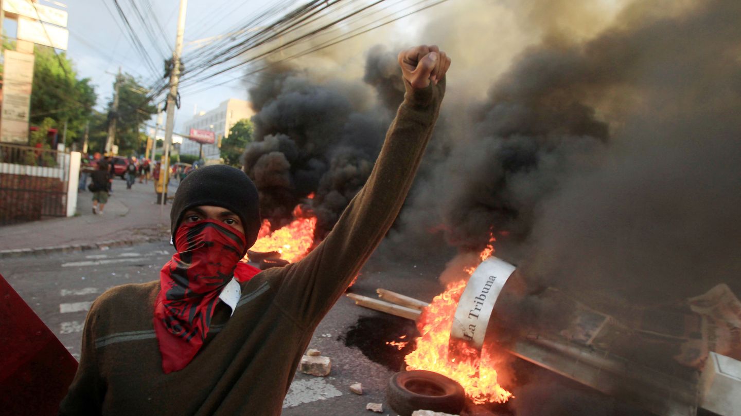 [Pinche aquí para ver las imágenes de la crisis en Honduras]