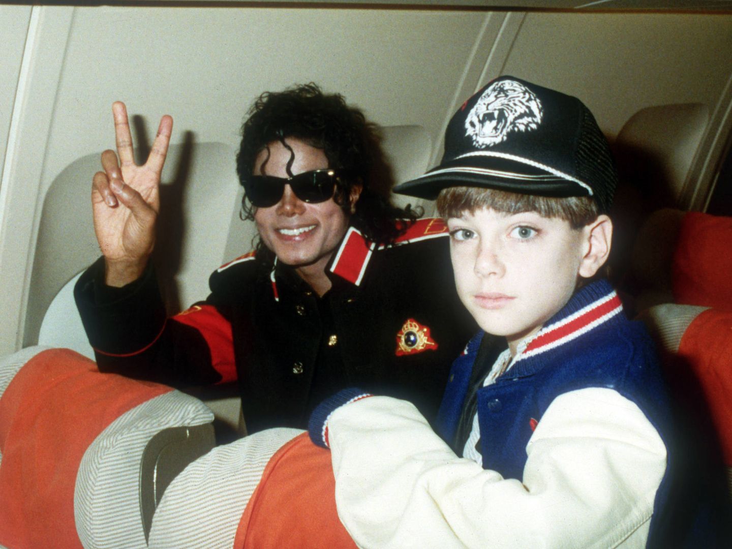  Michael Jackson y Safechuck, cuando era un crío. (HBO)