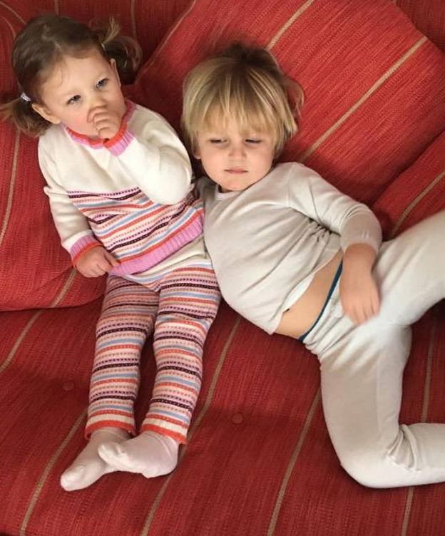 Foto: Sasha e India Casiraghi con pijamas de Margherita Missoni
