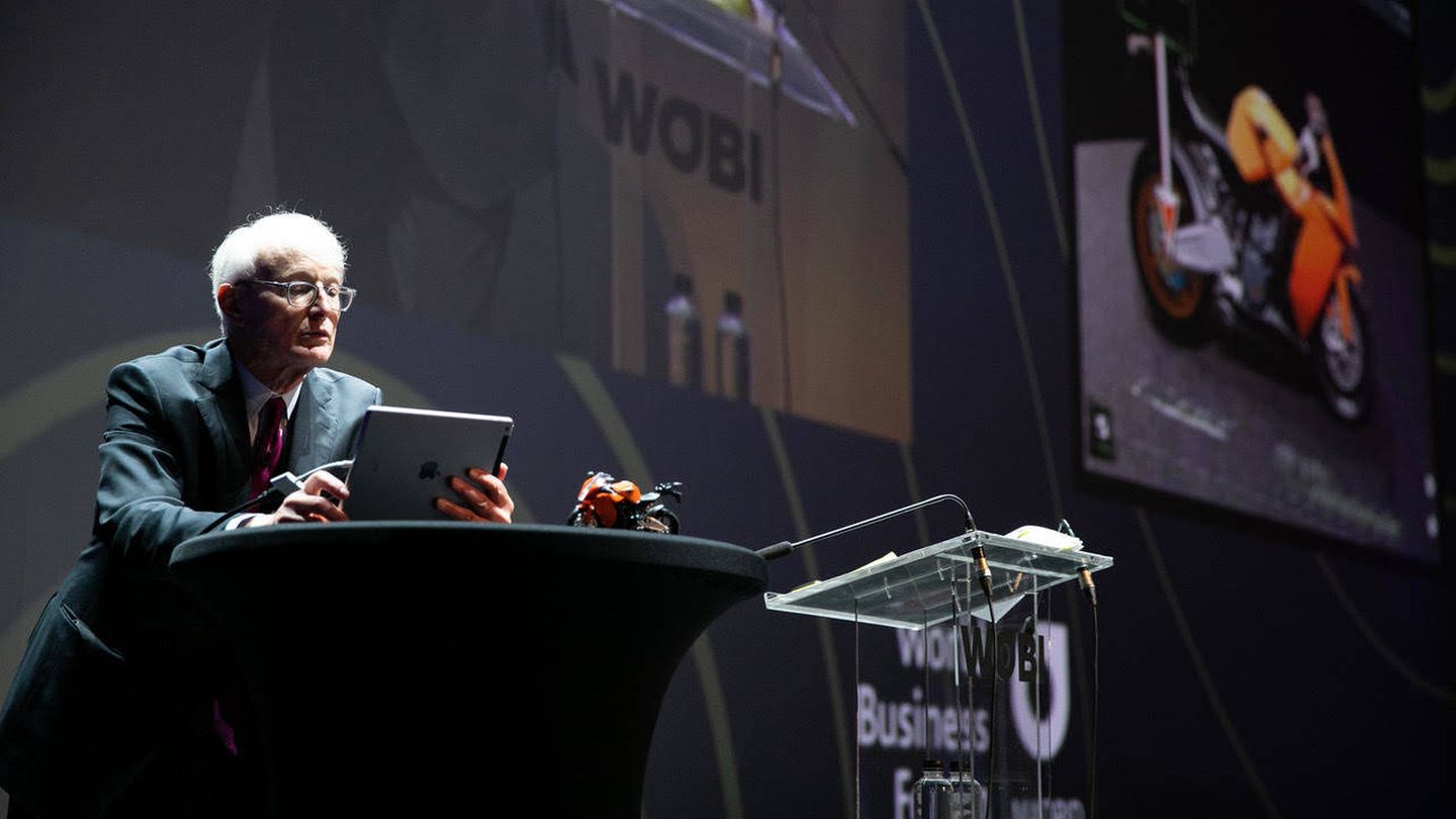 Michael Porter, durante su intervención en el World Business Forum Madrid. (WOBI)