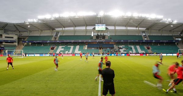 Foto: El pequeño estadio de Tallin que acogerá la Supercopa de Europa. (Reuters)