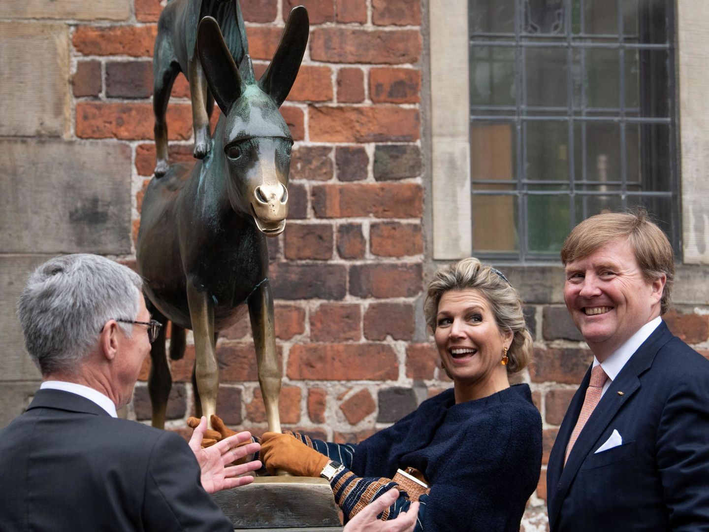Los reyes de Holanda, de visita en Bremen. (EFE)