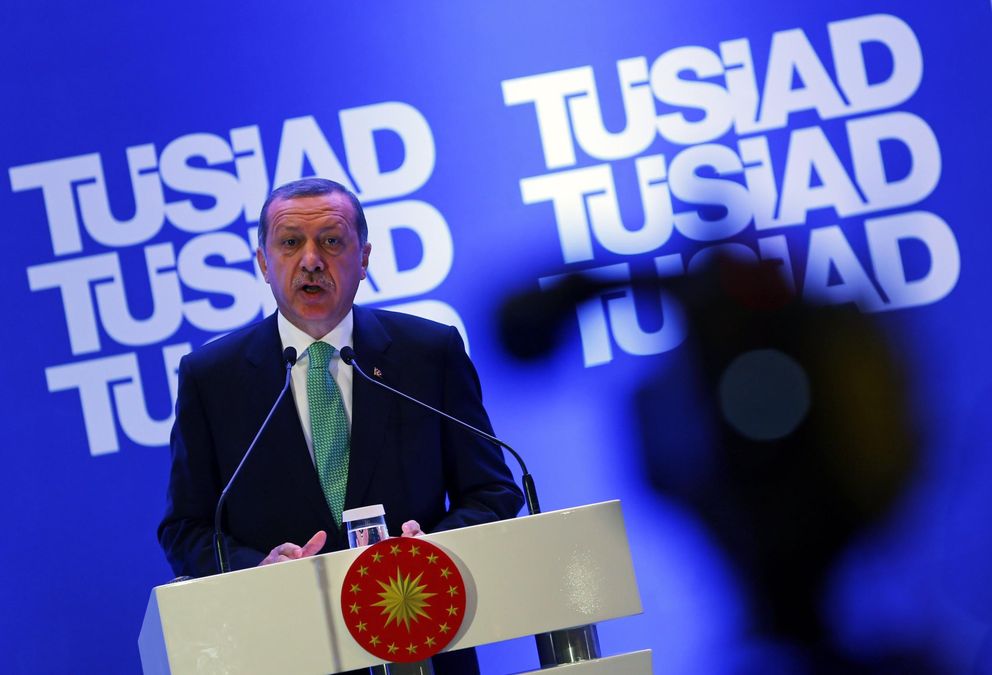 Tayyip Erdogan durante un encuentro con empresarios turcos en Estambul (Reuters). 