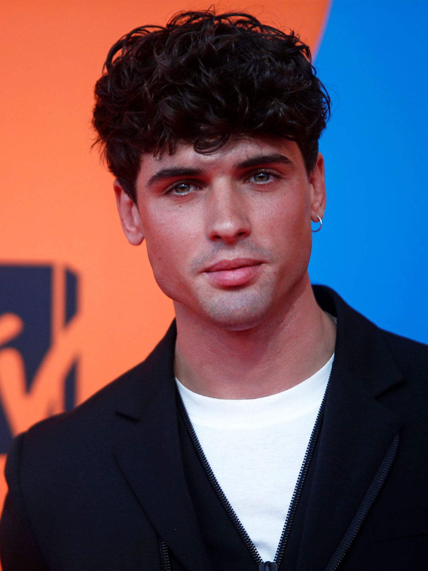 Daniel Illescas, en los Europe Music Awards de 2019. (Reuters/Jon Nazca)