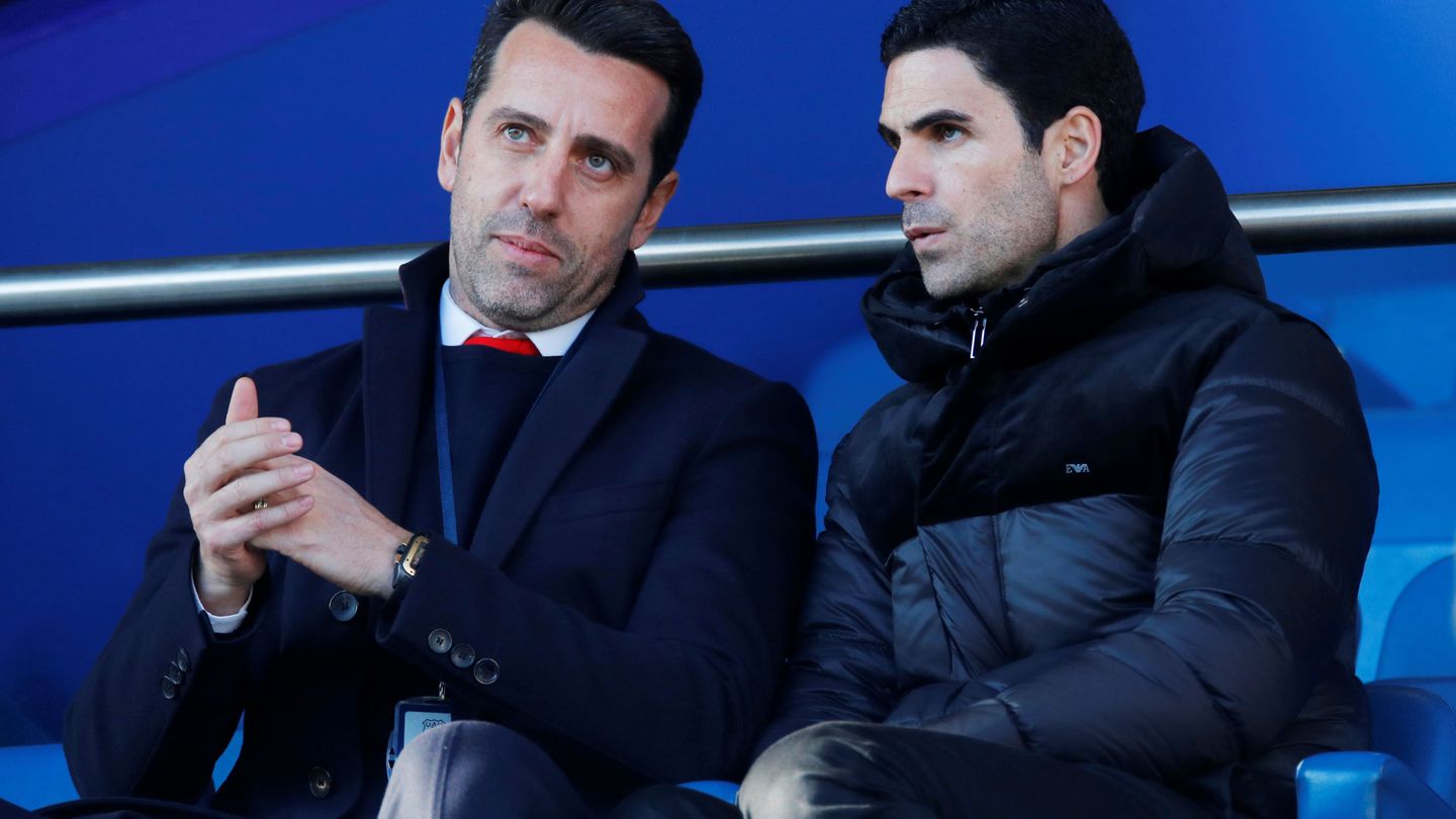 Soccer Football - Premier League - Everton v Arsenal - Goodison Park, Liverpool, Britain - December 21, 2019  New Arsenal manager Mikel Arteta and technical director Edu inside the stadium before the match   REUTERS Phil Noble  EDITORIAL USE ONLY. No use with unauthorized audio, video, data, fixture lists, club league logos or 'live' services. Online in-match use limited to 75 images, no video emulation. No use in betting, games or single club league player publications.  Please contact your account representative for further details.