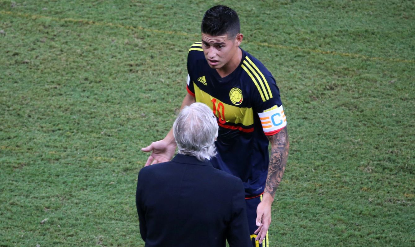 James Rodriguez durante un partido con Colombia (REUTERS)