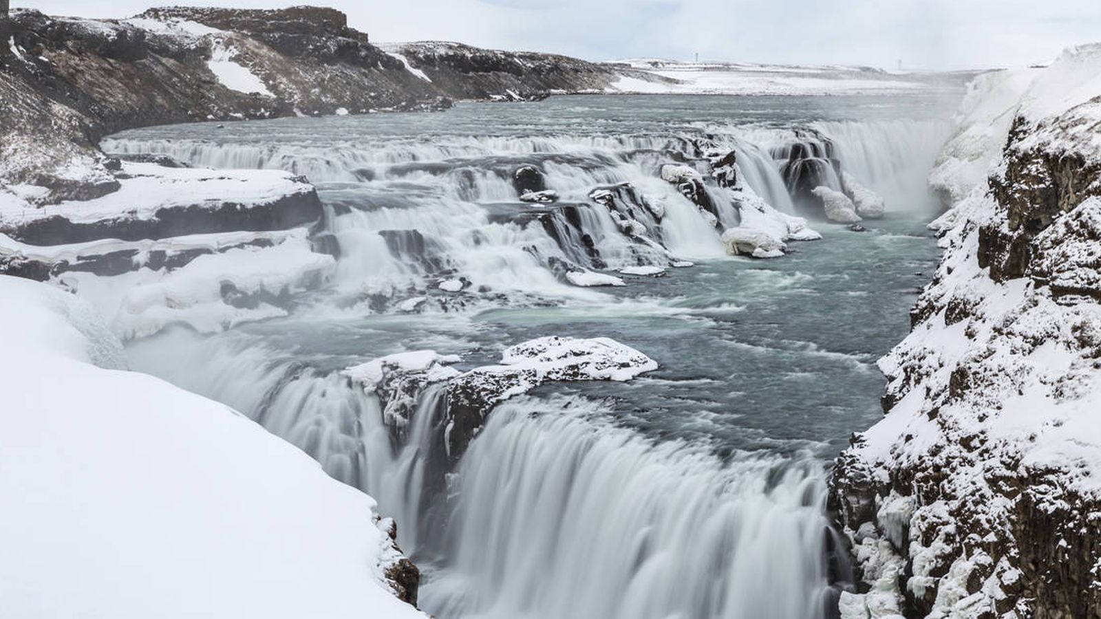 Foto: Así de impresionante aparece la cascada de Gullfoss, en Islandia (iStock)