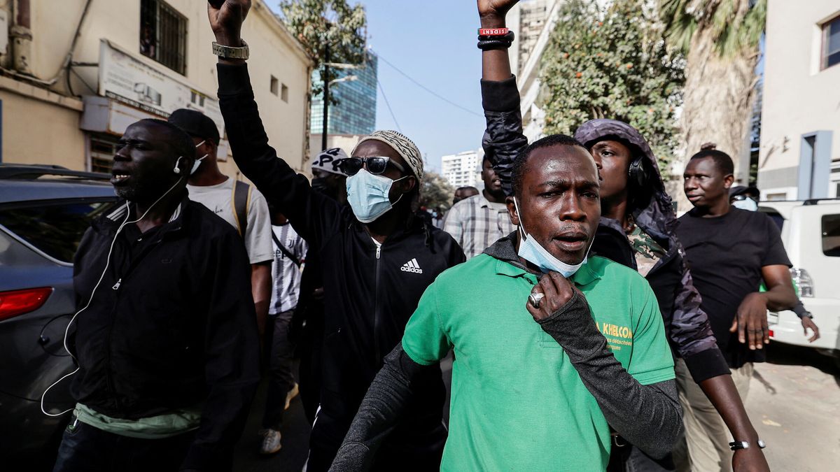 Senegal se contagia de la inestabilidad en el Sahel y pone su democracia en el limbo