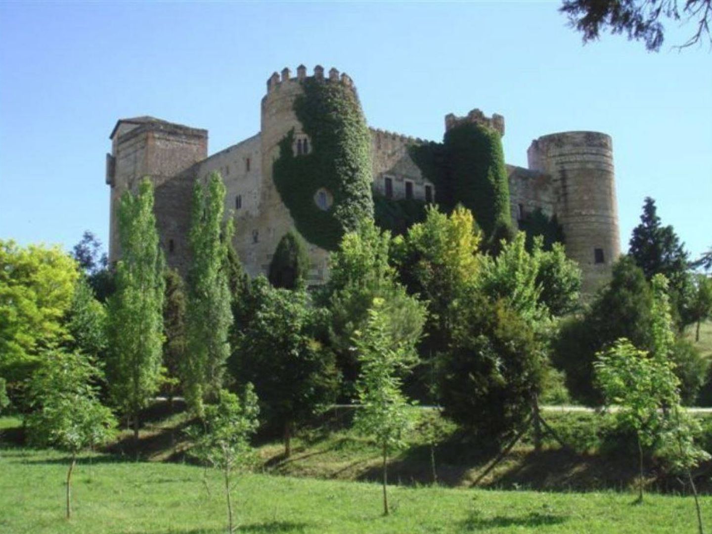 Así es este castillo de Segovia.