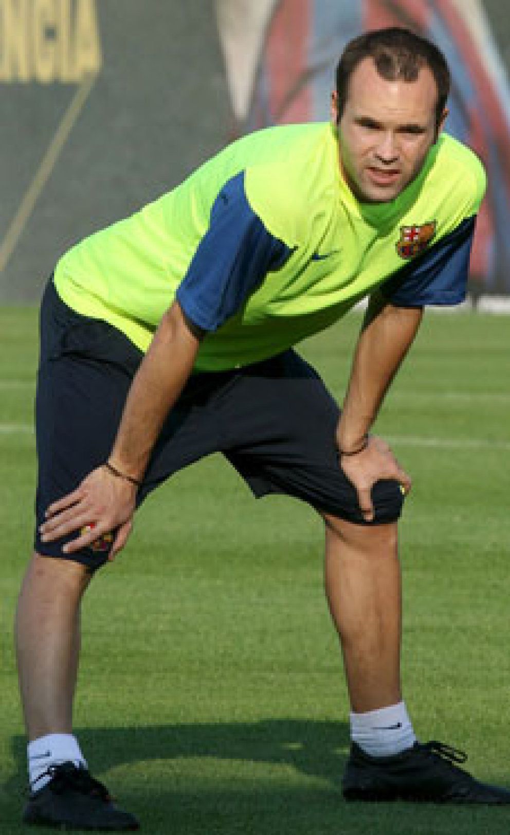 Foto: Iniesta ya sabe cómo evitar más lesiones