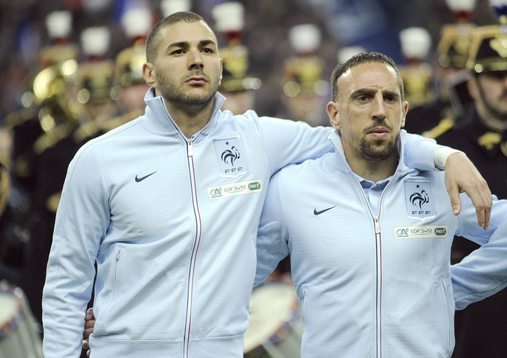 Foto: Benzema y Ribéry en un partido con Francia (Efe).