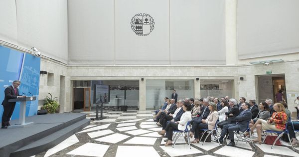 Foto: Iñigo Urkullu presenta los nuevos instrumentos financieros del Gobierno vasco para ayudar a las grandes empresas. (EC)