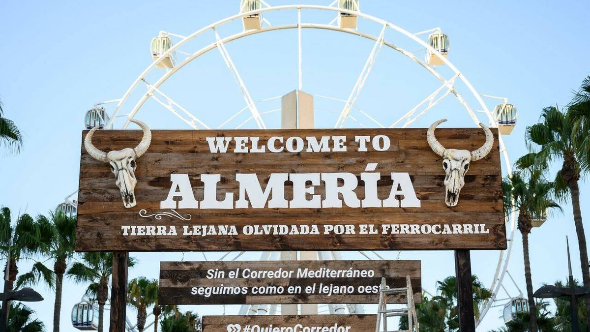 Almería sigue estando en el lejano oeste