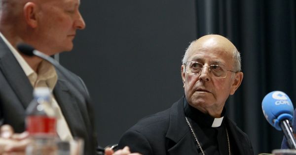 Foto: El presidente de la Conferencia Episcopal Española (CEE), el cardenal Ricardo Blázquez (d). (EFE)