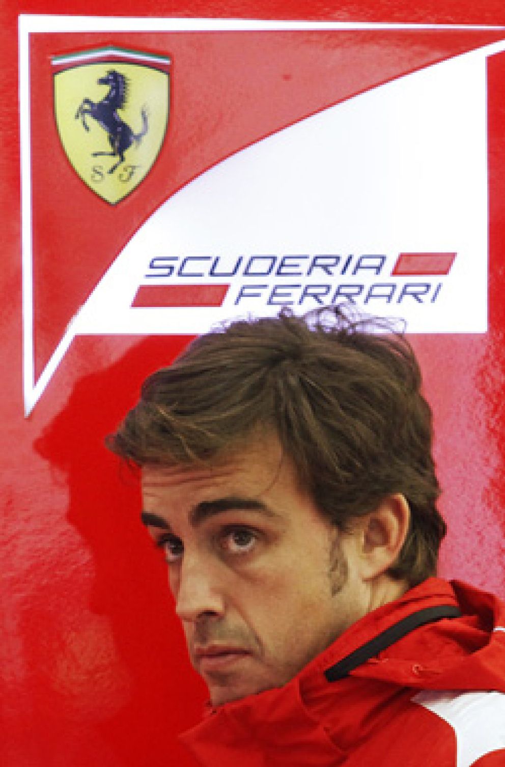 Foto: Alonso espera que nadie "juegue a los bolos" con él en la salida del GP de Bélgica