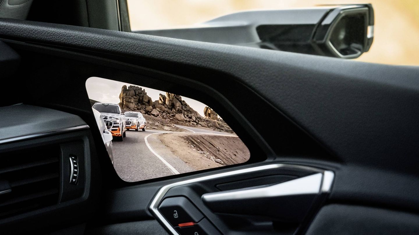 Retrovisor por video en el Audi e-tron 