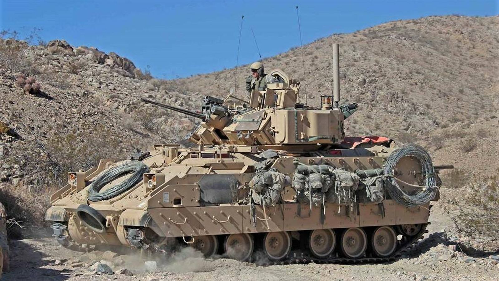 M2 Bradley en combate en Afganistán. (US Army)