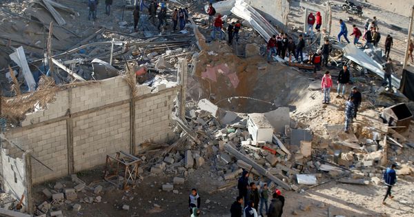 Foto: Escombros tras el bombardeo israelí. (Reuters)