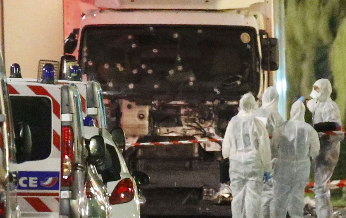 Pinche para ver todas las imágenes del atentado en Niza.