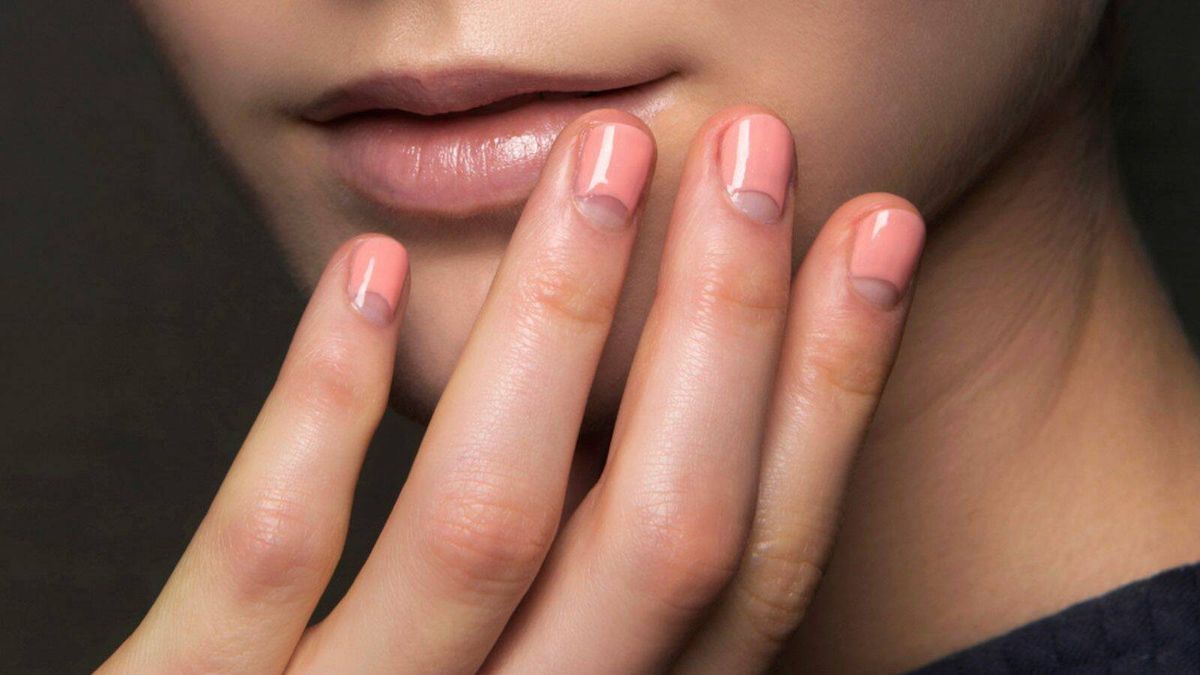 Nivelación de uñas, el trucazo para que puedas llevar una buena manicura aunque tengas uñas complicadas