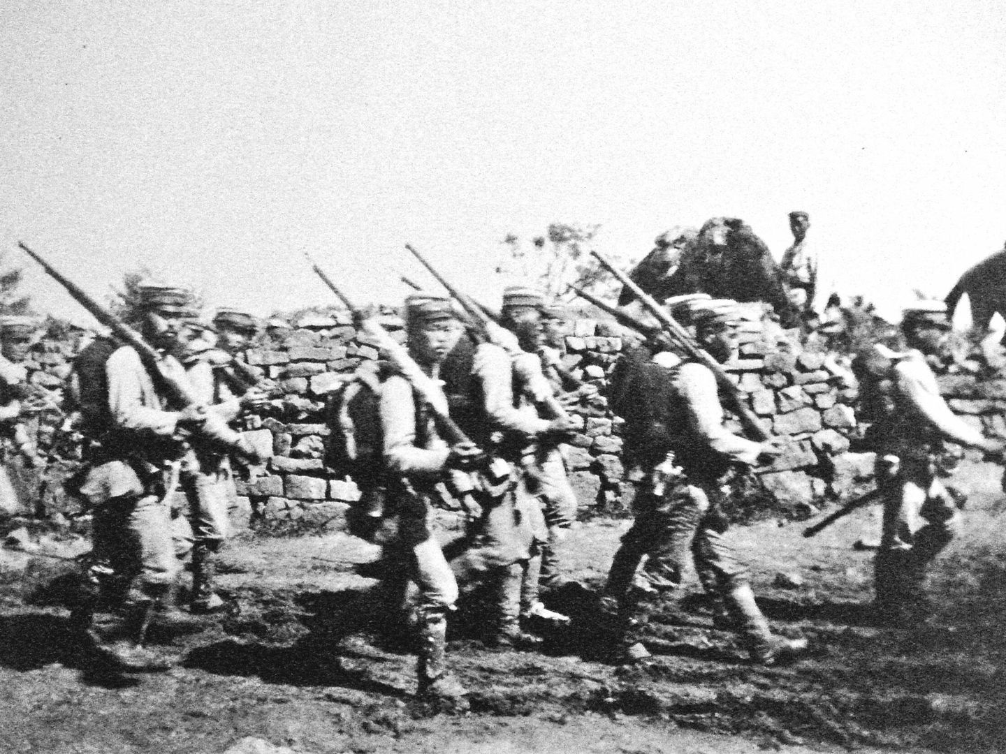 Soldados japoneses en Corea en 1904.