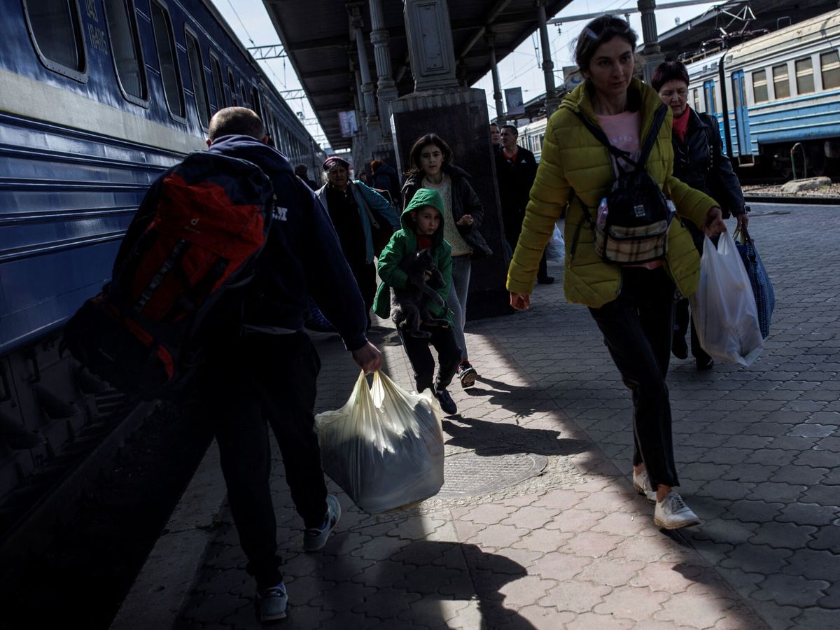 Foto: Refugiados en Lviv. (Reuters/Alkis Konstantinidis)