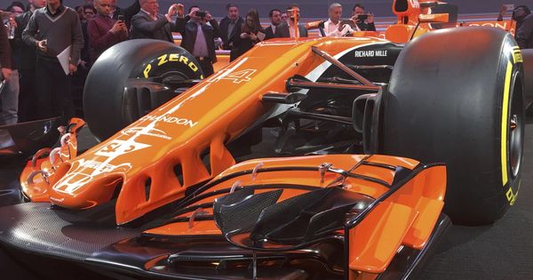 Foto: El MCL-32 de McLaren fue presentado este viernes al medio día.