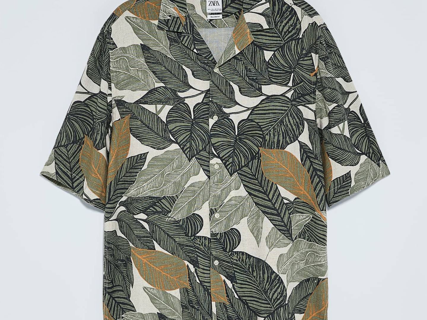 Camisa tropical de Zara. (Cortesía)