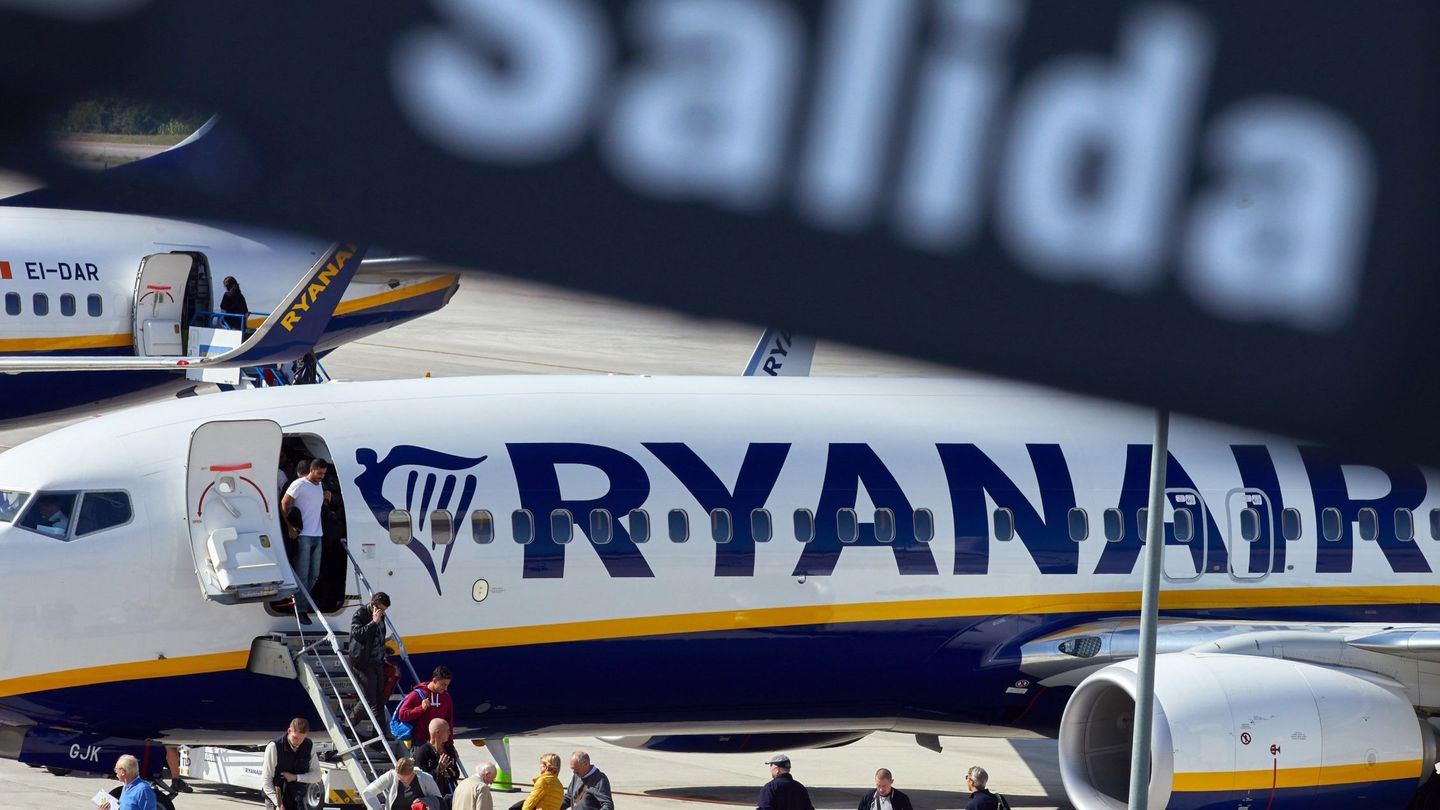 Huelga de pilotos y tripulantes de cabina de Ryanair en Girona el pasado septiembre. (EFE)      