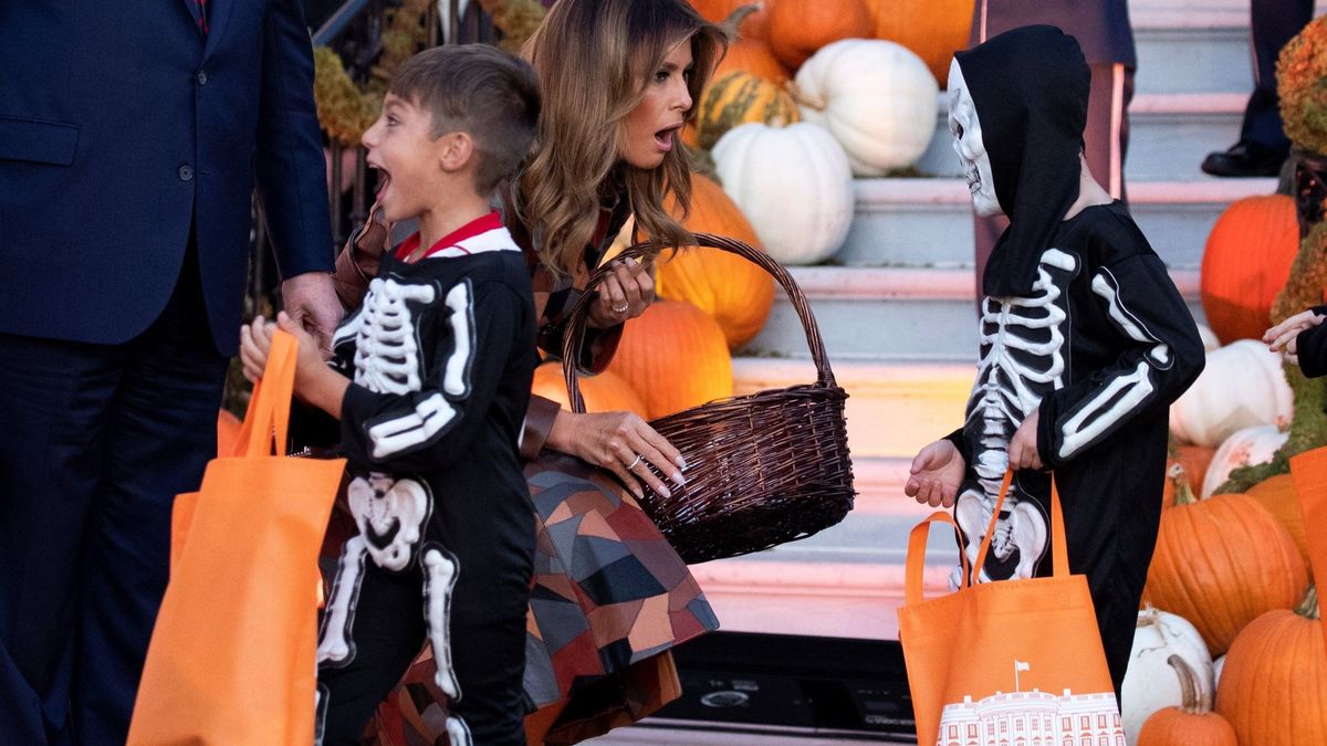 Lo que más miedo da del look de Halloween de Melania Trump es el precio