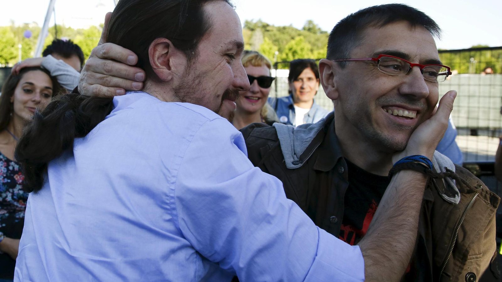 Foto: El cofundador de Podemos, Juan Carlos Monedero, junto a Pablo Iglesias en una imagen de archivo. (Reuters) 